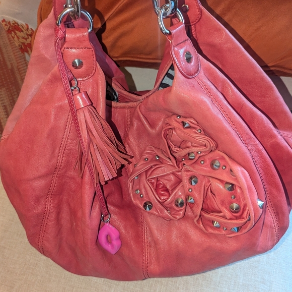 Rare Betsy Johnson Rose Studded Slouchy Hobo Bag In Pinkish Red, Silver Hardware - Picture 6 of 8